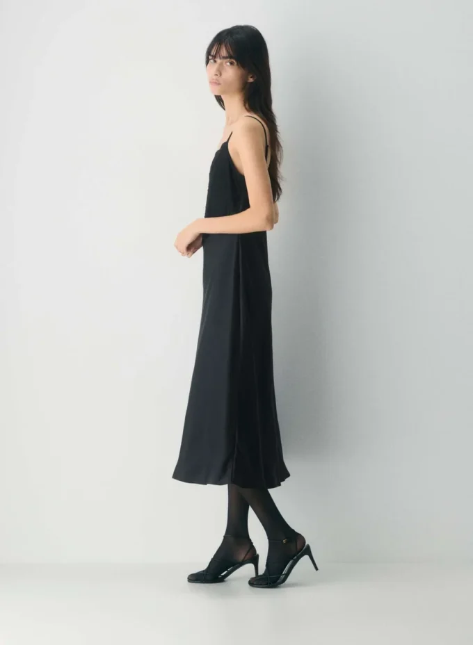 Vestido de satén Memorize