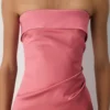 Vestido exclusivo de satén