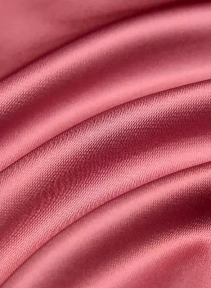 Vestido exclusivo de satén