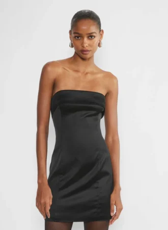 Vestido tubo de satén brillante